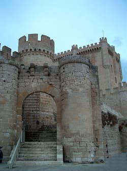 Entrada castillo de Peñafiel